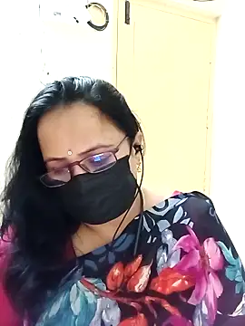 Snapshot of Ananya_flower chatting on October 2025 04:37:01 PM Ananya flower online show from October 2025 04:37:01 PM