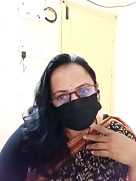 Snapshot of Ananya_flower chatting on October 2025 03:55:01 PM Ananya flower online show from October 2025 03:55:01 PM