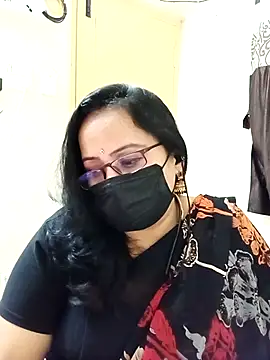 Snapshot of Ananya_flower chatting on October 2025 05:15:02 PM Ananya flower online show from October 2025 05:15:02 PM