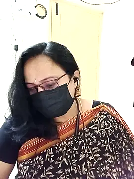 Snapshot of Ananya_flower chatting on November 2025 01:51:02 AM Ananya flower online show from November 2025 01:51:02 AM