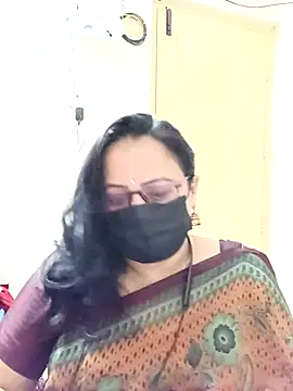 Snapshot of Ananya_flower chatting on November 2025 06:42:02 PM Ananya flower online show from November 2025 06:42:02 PM