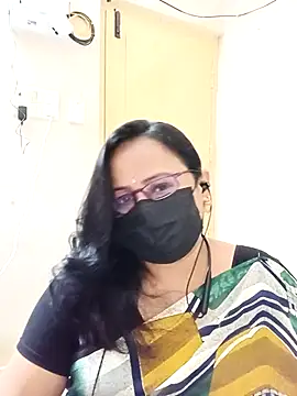 Snapshot of Ananya_flower chatting on November 2025 03:12:02 PM Ananya flower online show from November 2025 03:12:02 PM