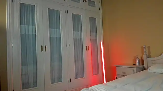 Snapshot of suzysuza chatting on September 2025 03:16:02 PM suzysuza online show from September 2025 03:16:02 PM