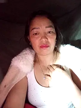 Snapshot of _Helala_ chatting on September 2025 10:46:02 PM Helala online show from September 2025 10:46:02 PM