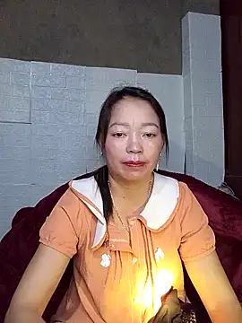 Snapshot of _Helala_ chatting on September 2025 05:01:02 AM Helala online show from September 2025 05:01:02 AM