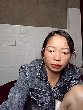 Snapshot of _Helala_ chatting on September 2025 10:20:02 AM Helala online show from September 2025 10:20:02 AM