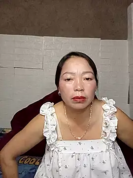 Snapshot of _Helala_ chatting on October 2025 02:57:01 PM Helala online show from October 2025 02:57:01 PM