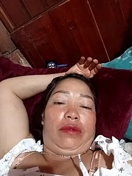 Snapshot of _Helala_ chatting on October 2025 09:45:01 PM Helala online show from October 2025 09:45:01 PM