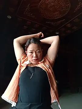 Snapshot of _Helala_ chatting on October 2025 02:43:02 AM Helala online show from October 2025 02:43:02 AM