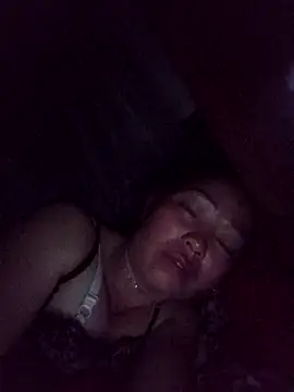 Snapshot of _Helala_ chatting on October 2025 10:32:02 PM Helala online show from October 2025 10:32:02 PM