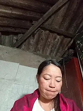 Snapshot of _Helala_ chatting on November 2025 01:36:01 PM Helala online show from November 2025 01:36:01 PM