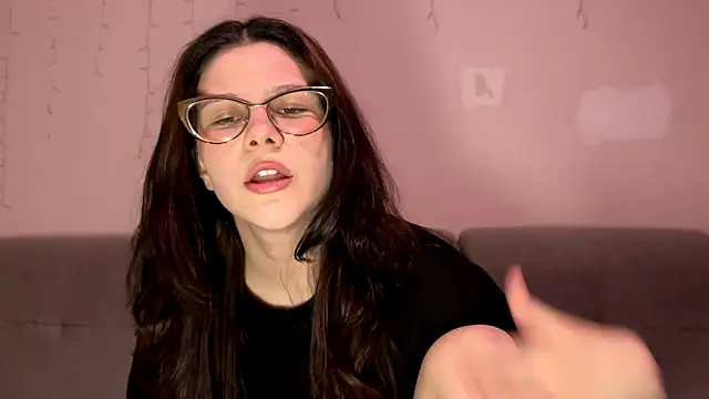 LaVostraDorothy online show from June 2026 07:13:02 PM
