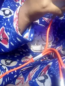 Snapshot of Night_Angel06 chatting on December 2025 12:33:02 PM Night Angel06 online show from December 2025 12:33:02 PM