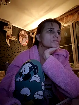 Kimberly Wolker online show from October 2025 04:18:01 PM