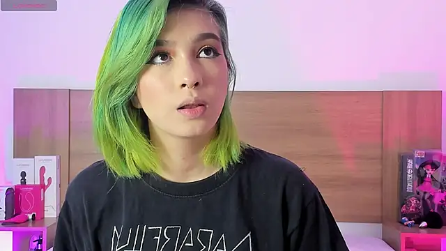 Snapshot of Akatsumi_ chatting on February 2026 11:18:01 AM Akatsumi online show from February 2026 11:18:01 AM