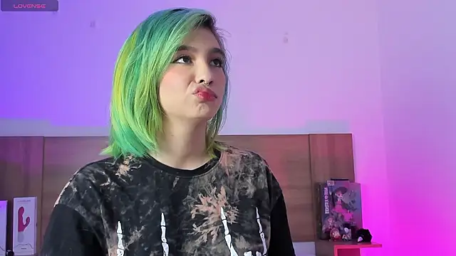 Snapshot of Akatsumi_ chatting on March 2026 04:33:01 PM Akatsumi online show from March 2026 04:33:01 PM