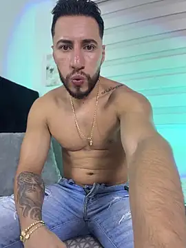Thiago Hill online show from June 2026 02:24:02 AM