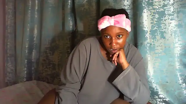Snapshot of Sweetchocolate38 chatting on September 2025 09:17:02 PM Sweetchocolate38 online show from September 2025 09:17:02 PM