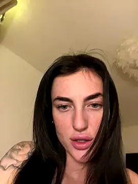 Snapshot of Bethbooxo chatting on November 2025 07:12:02 PM Bethbooxo online show from November 2025 07:12:02 PM