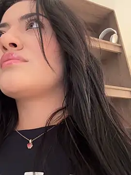 Lu090  online show from September 2025 04:10:02 PM