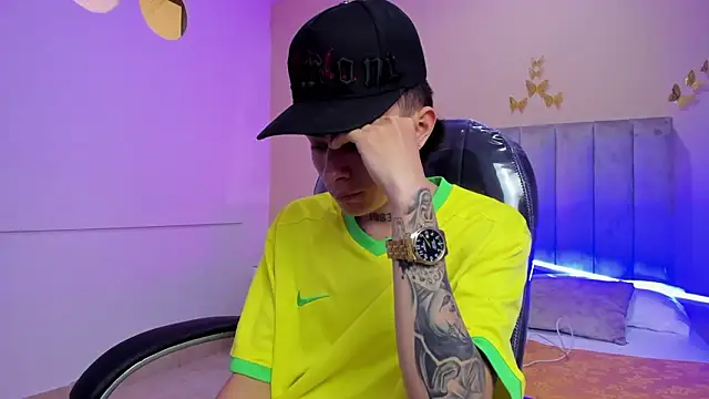 Nascary Fox online show from February 2026 07:12:01 PM