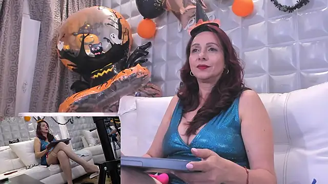 Snapshot of Madame_Angelic_ chatting on October 2025 09:06:02 AM Madame Angelic online show from October 2025 09:06:02 AM