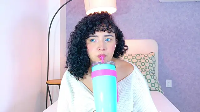 Tracielowe w online show from December 2025 03:37:02 AM