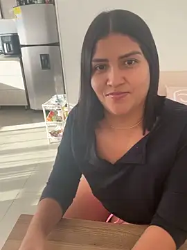 Lustunionn online show from September 2025 09:41:02 PM