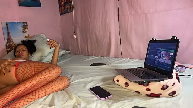 SpicyLolaX NightDrip online show from October 2025 04:53:01 AM