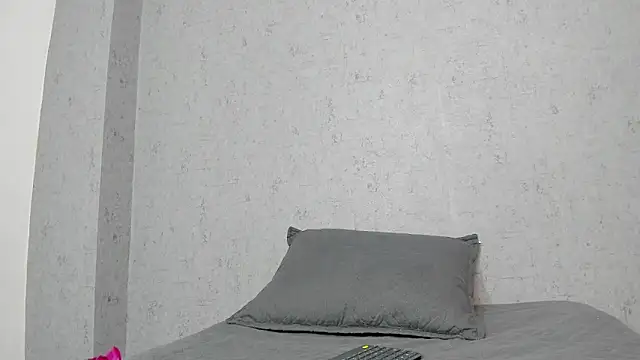 scarlett646 online show from September 2025 03:10:01 AM