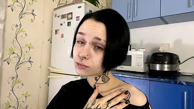 Snapshot of CandaceBlaze chatting on October 2025 08:26:01 PM CandaceBlaze online show from October 2025 08:26:01 PM