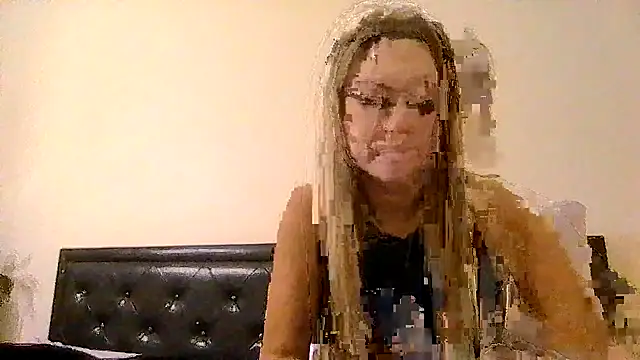 imyourgoodgirl69 online show from October 2025 12:01:02 PM