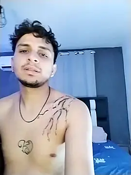 Yourprince0403 online show from March 2026 04:23:01 AM