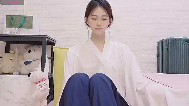 Snapshot of marina-cutegirll chatting on October 2025 12:01:02 PM marina-cutegirll online show from October 2025 12:01:02 PM