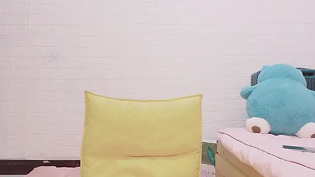 Snapshot of marina-cutegirll chatting on October 2025 11:32:02 AM marina-cutegirll online show from October 2025 11:32:02 AM