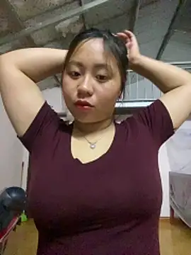 maianhcute online show from April 2026 01:27:02 PM