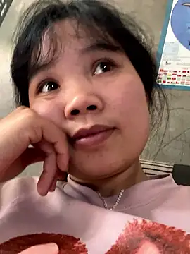 Ngoc-bbi online show from October 2025 02:41:02 AM