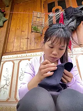 Ngoc-bbi online show from April 2026 03:31:02 AM