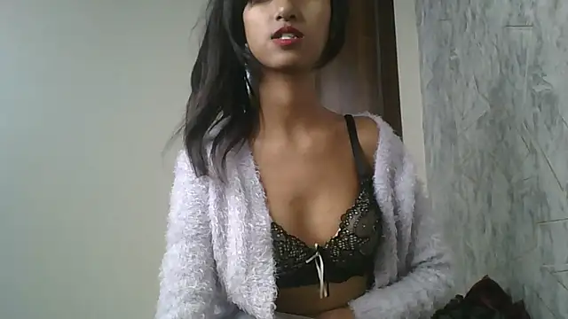 lily 9900 online show from November 2025 07:28:01 PM