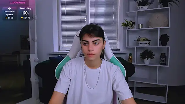 Snapshot of Cocoa_Sins chatting on October 2025 06:48:01 AM Cocoa Sins online show from October 2025 06:48:01 AM