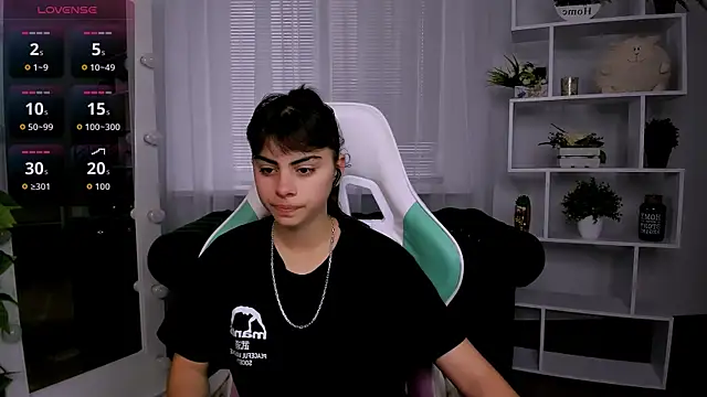 Snapshot of Cocoa_Sins chatting on November 2025 07:09:02 AM Cocoa Sins online show from November 2025 07:09:02 AM