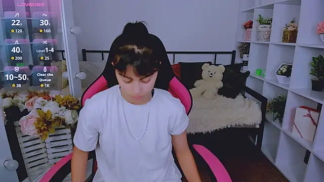 Snapshot of Cocoa_Sins chatting on November 2025 06:57:01 AM Cocoa Sins online show from November 2025 06:57:01 AM