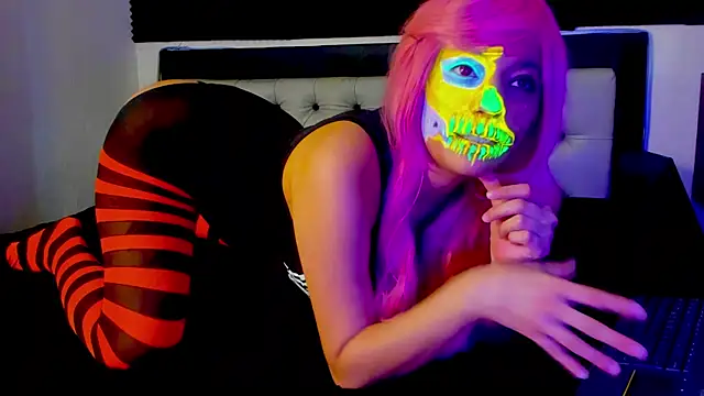 Snapshot of Akalidemon chatting on October 2025 04:05:01 AM Akalidemon online show from October 2025 04:05:01 AM