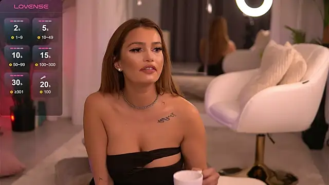 ZairaLure online show from September 2025 04:05:02 AM