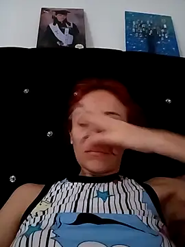 Snapshot of dulcelatin21 chatting on October 2025 03:09:02 PM dulcelatin21 online show from October 2025 03:09:02 PM