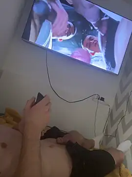 Snapshot of Seriy43 chatting on November 2025 10:14:01 AM Seriy43 online show from November 2025 10:14:01 AM