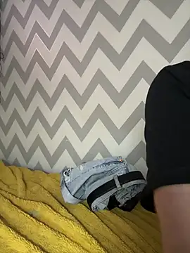 Snapshot of Seriy43 chatting on December 2025 08:45:01 AM Seriy43 online show from December 2025 08:45:01 AM