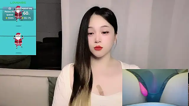 woaiqinqin online show from June 2026 04:32:01 PM