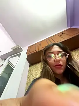 Snapshot of angelofyourworld chatting on January 2026 11:41:02 PM angelofyourworld online show from January 2026 11:41:02 PM