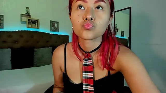 MAYASMITH   online show from June 2026 06:29:02 AM
